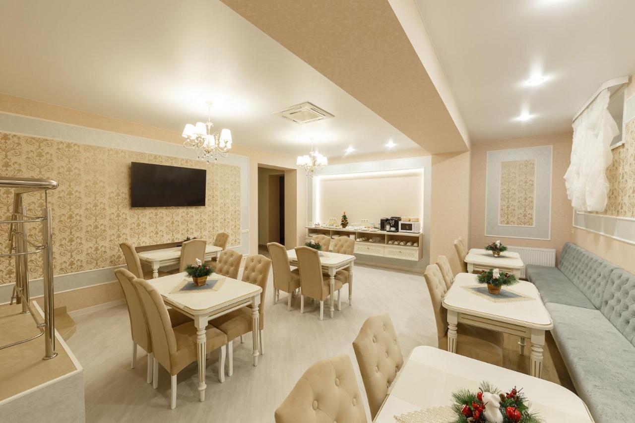 Villa Sarra Baranavičy Exteriér fotografie